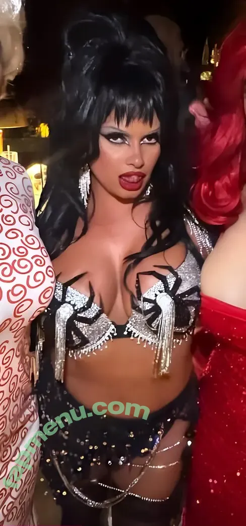 Joy Taylor nude photo #1428 (joyoustaylorjoyfree / joytaylortalks)