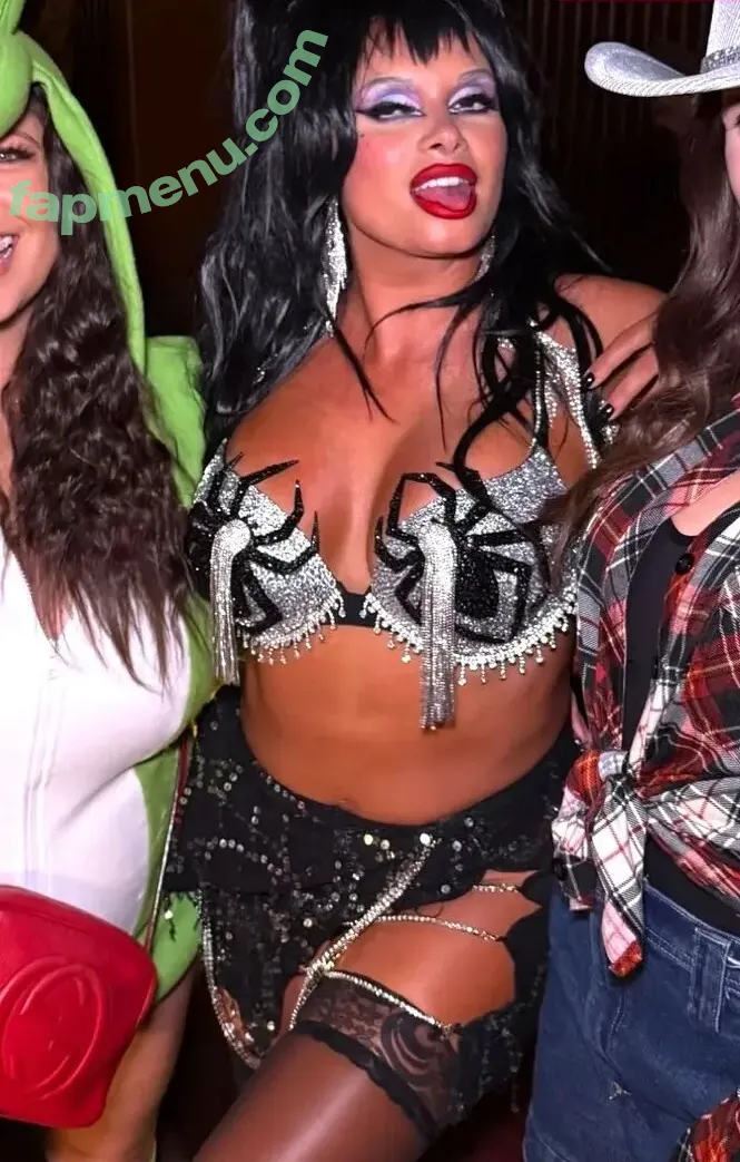 Joy Taylor nude photo #1443 (joyoustaylorjoyfree / joytaylortalks)