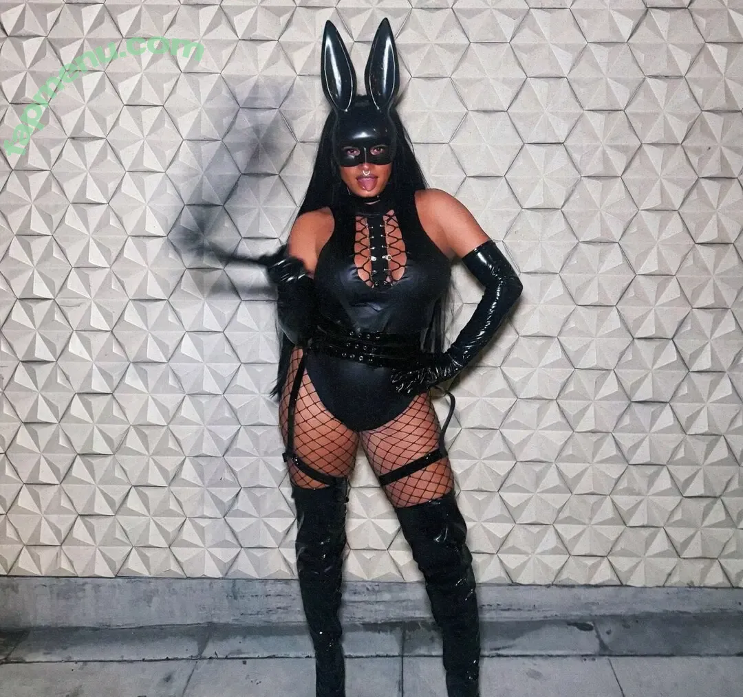 Joy Taylor nude photo #1456 (joyoustaylorjoyfree / joytaylortalks)