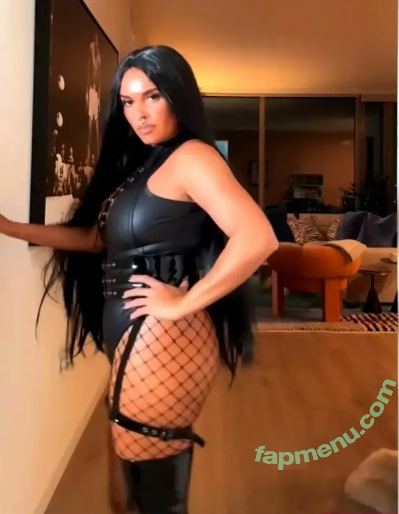 Joy Taylor nude photo #1463 (joyoustaylorjoyfree / joytaylortalks)