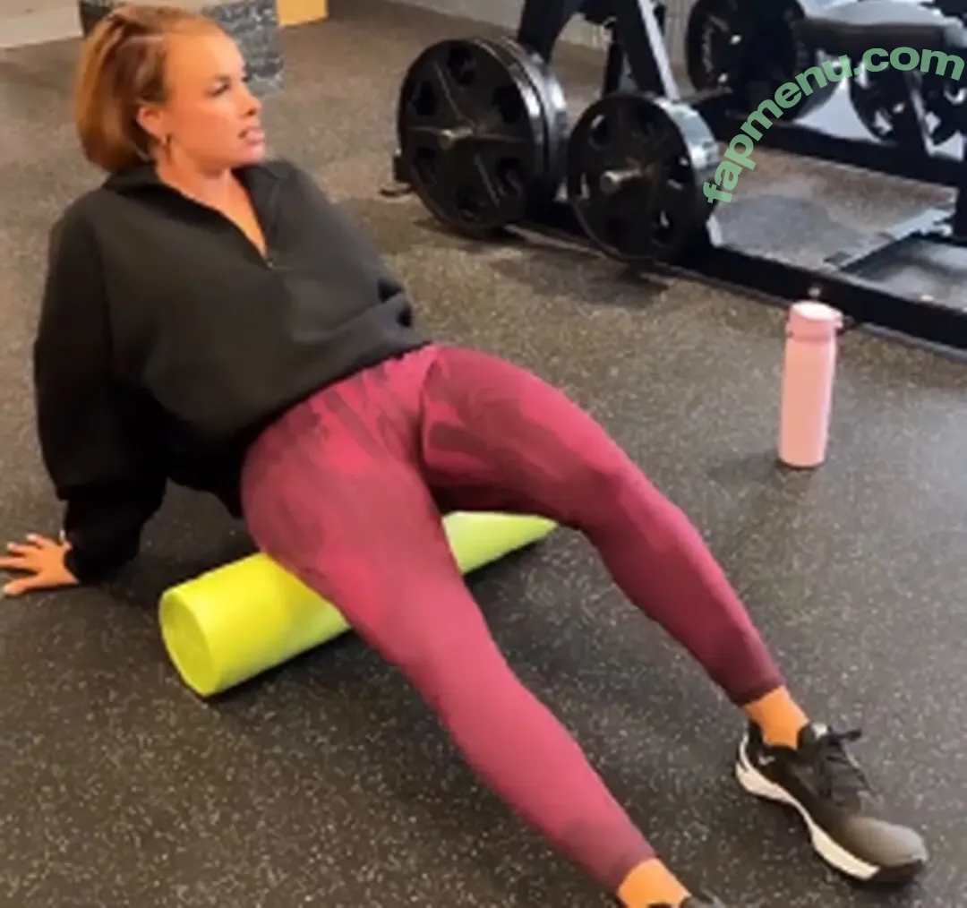 Joy Taylor nude photo #1484 (joyoustaylorjoyfree / joytaylortalks)