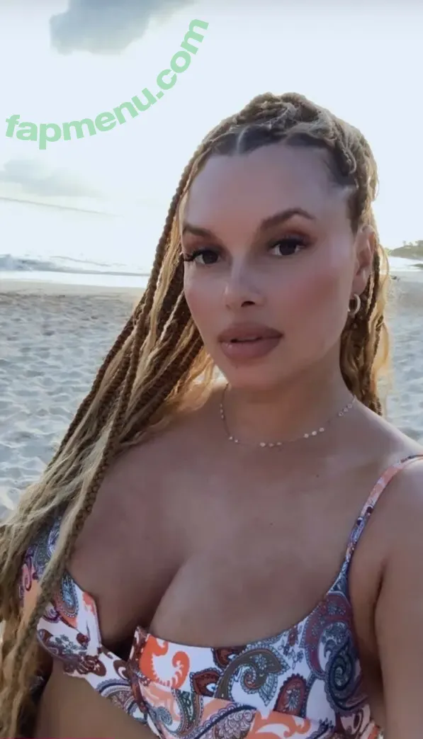 Joy Taylor nude photo #1543 (joytaylortalks)