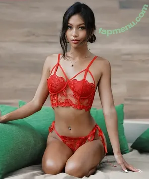  nude photo #0004