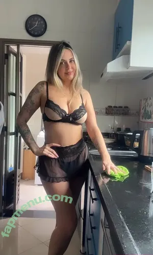 Joyce Gumiero / joyce.gumiero / joycegumiero nude photo #0154