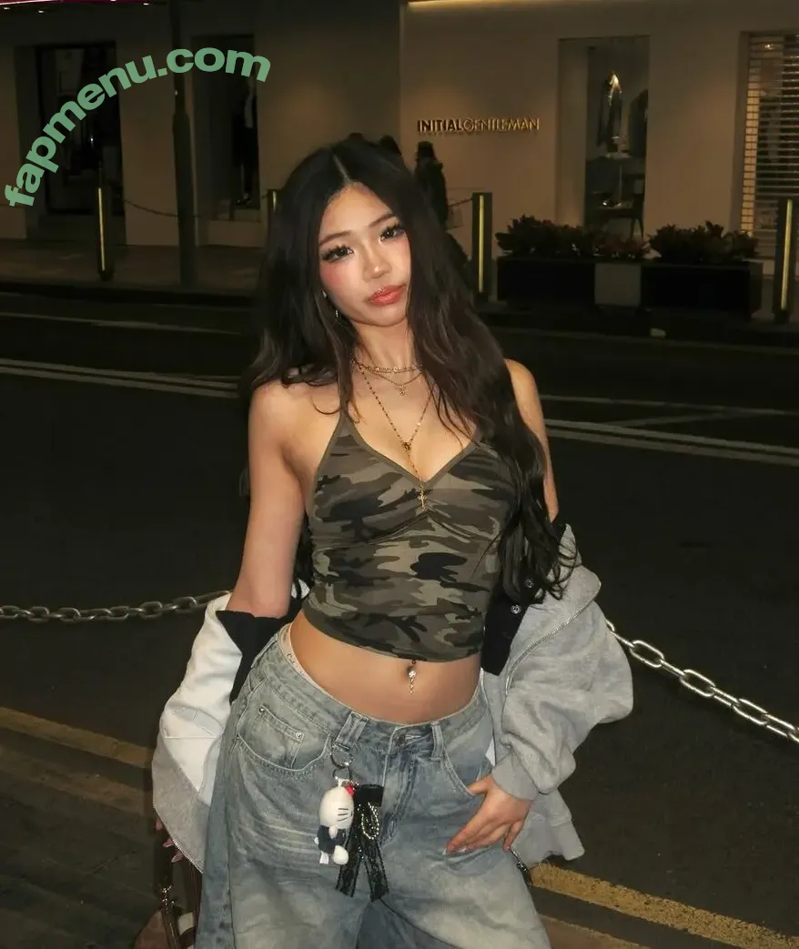 joycee.e nude photo #0026 (Joyce / joyce.caity / joyciejosephine)