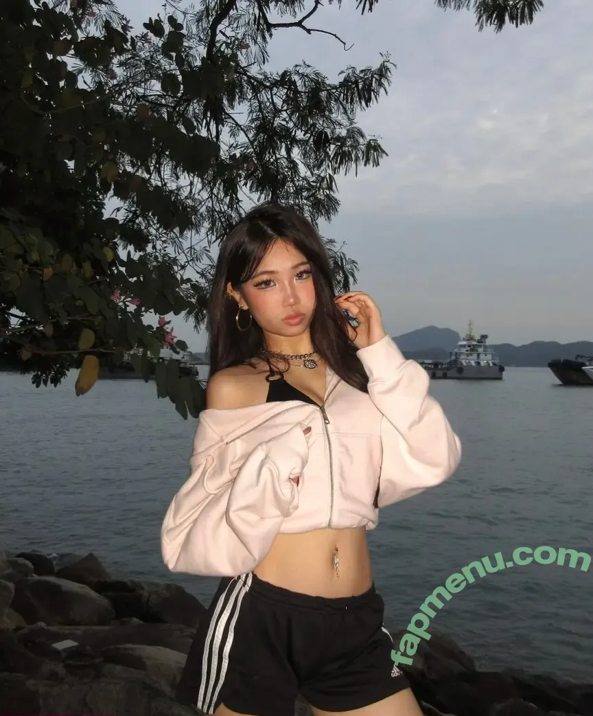 joycee.e nude photo #0062 (Joyce / joyce.caity / joyciejosephine)