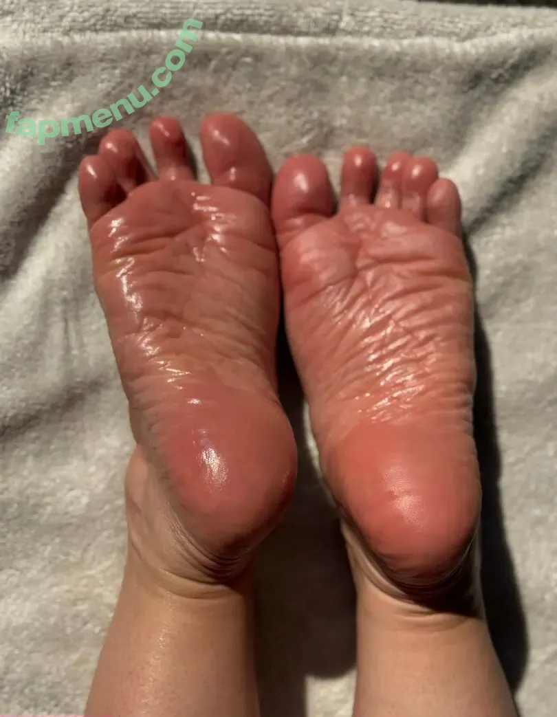 joyfullfeet nude photo #0085 (joy.fullfeet)