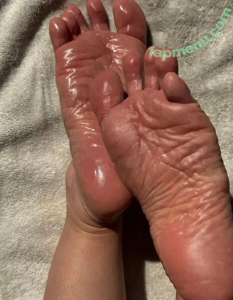 joyfullfeet nude photo #0110 (joy.fullfeet)
