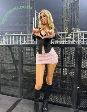 jozyjz / Jozlyn92821450 / Jozlyn_designs nude photo #0090