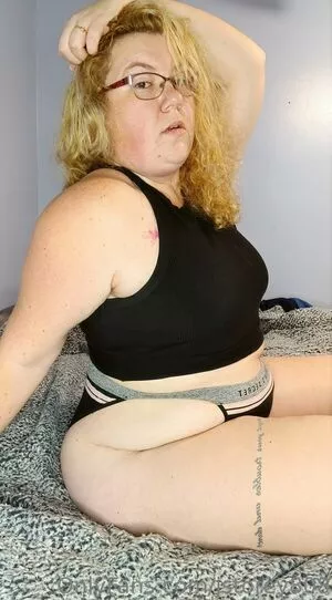  nude photo #0002