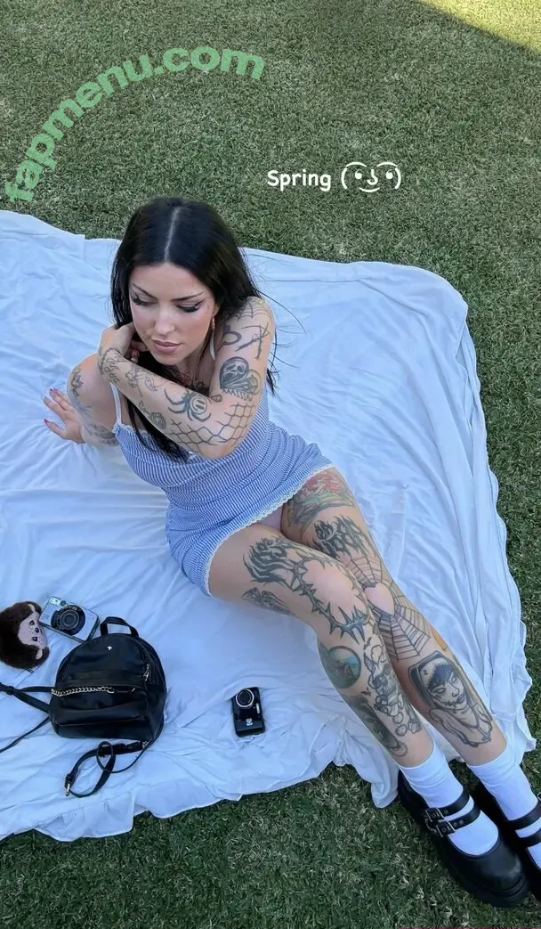 Jtilb nude photo #0012 (Jtilb)