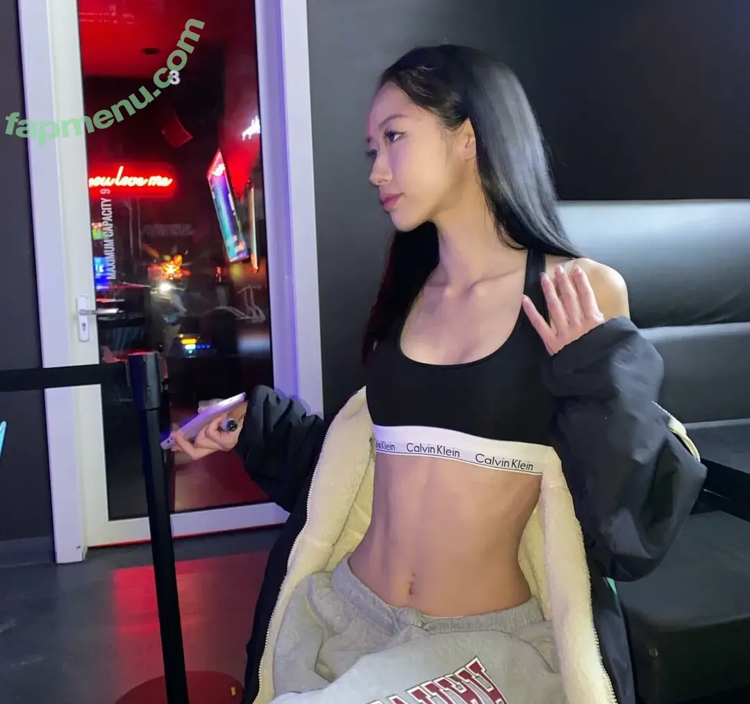 Ju Woo nude photo #0027 (_juw00_ / merberry0410)