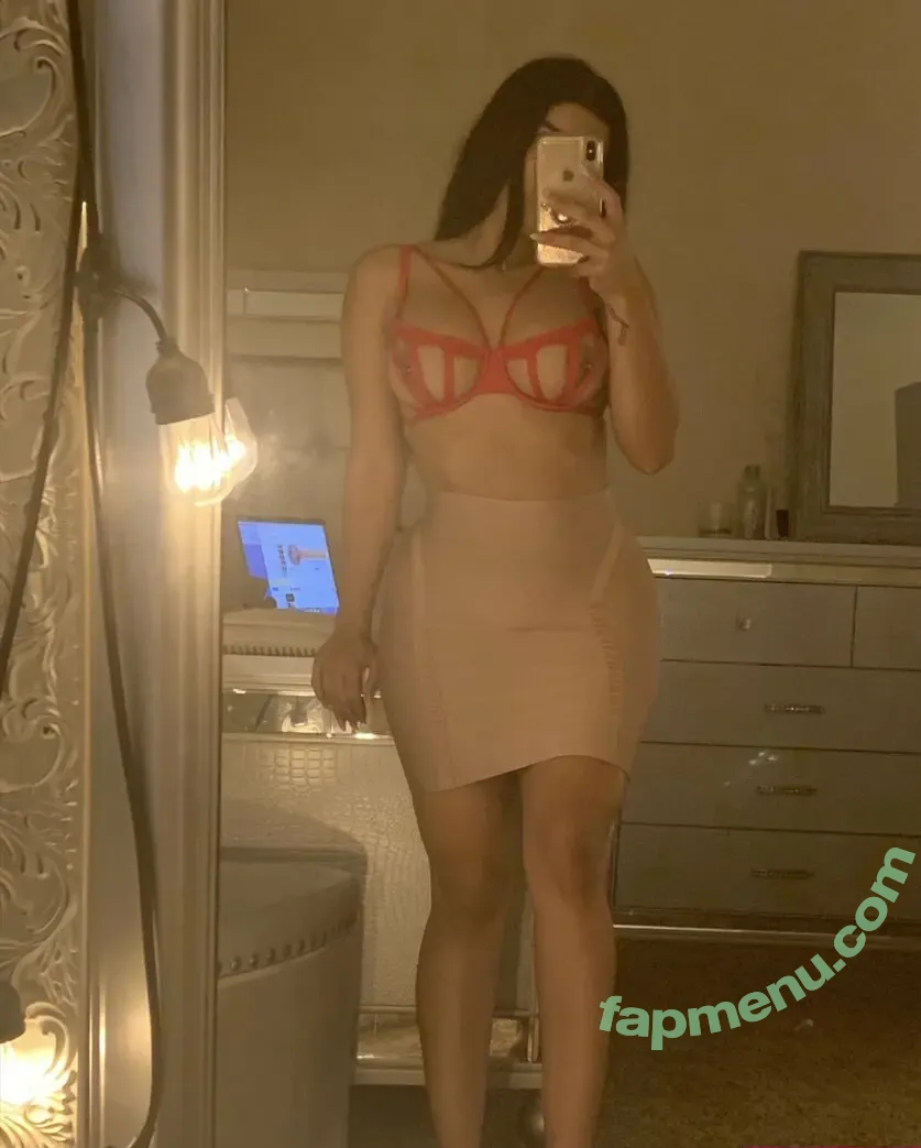 Juanita Barragán nude photo #0007 (Juanita Barragán)
