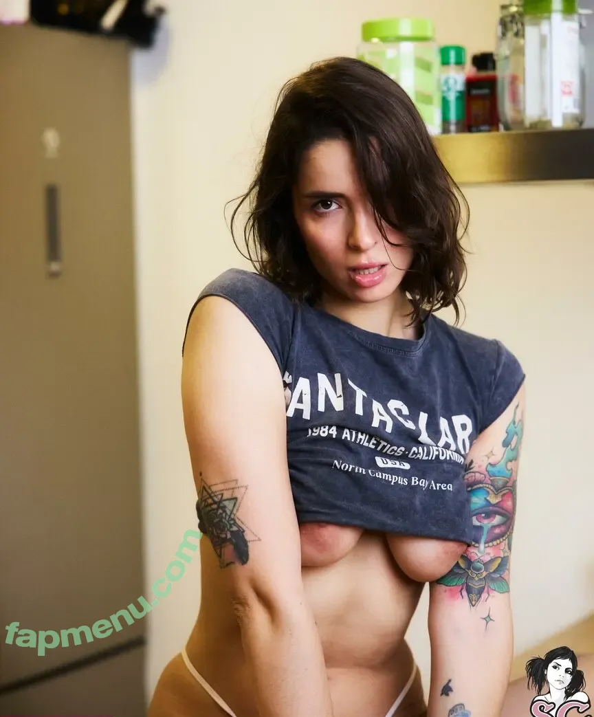 Judithe nude photo #0039 (judithe.hernandez.studio)