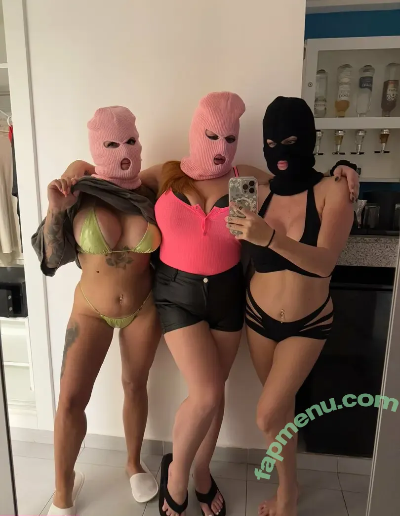 juicy.malvi_tease nude photo #0002 (juicy.malvi_cosplay)