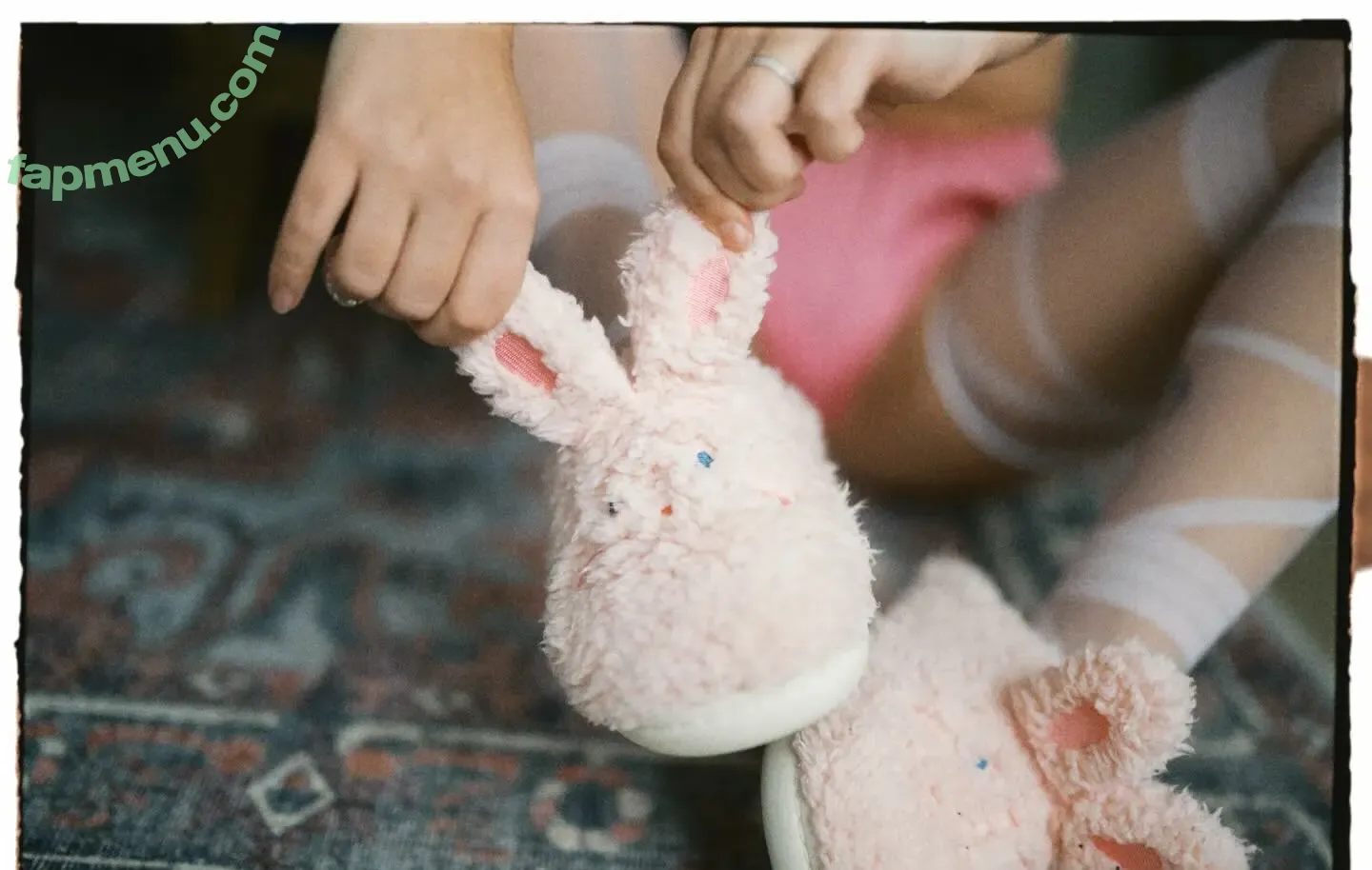 Juicy_mel nude photo #0056 (So_whyy_not / juicymel)