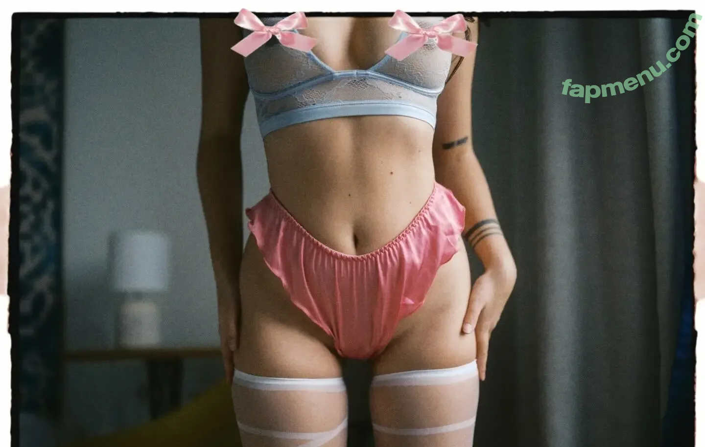 Juicy_mel nude photo #0059 (So_whyy_not / juicymel)