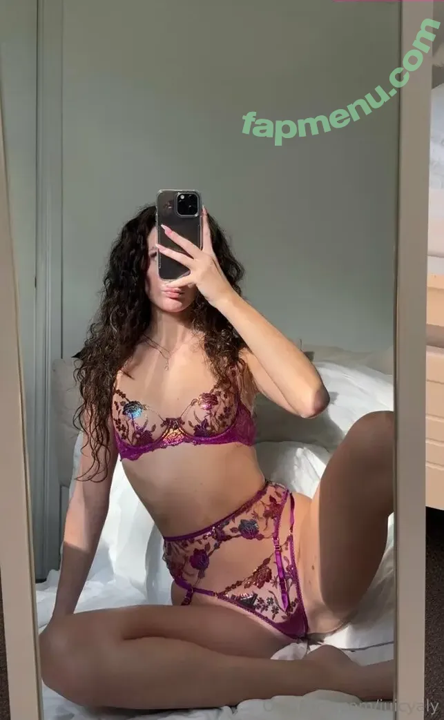 juicyalycia nude photo #0114 (alyciaxm)