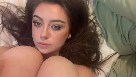 juicyjade9 / LoloSavo nude photo #0025