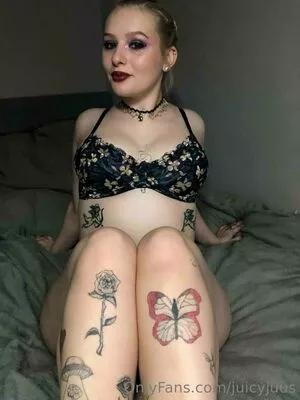 juicyjuus / juicyjuiceusa nude photo #0014