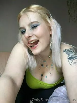 juicyjuus / juicyjuiceusa nude photo #0025