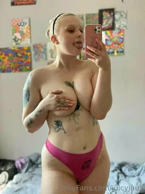 juicyjuus / juicyjuiceusa nude photo #0102