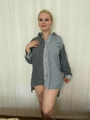 juicyjuus / juicyjuiceusa nude photo #0109