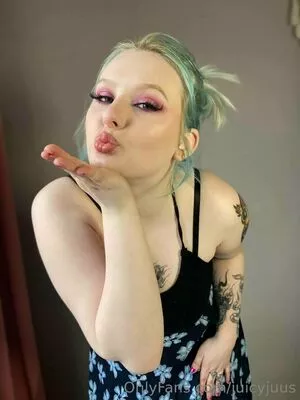 juicyjuus / juicyjuiceusa nude photo #0121