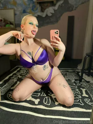 juicyjuus / juicyjuiceusa nude photo #0129