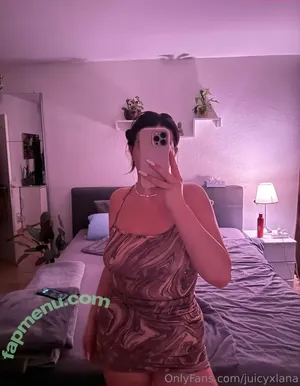 Juicyxlana nude photo #0056