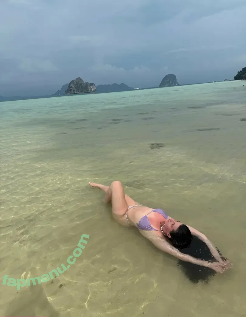 Juicyxlana nude photo #0049 (lana.bvb09)