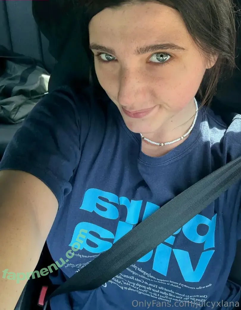 Juicyxlana nude photo #0052 (lana.bvb09)