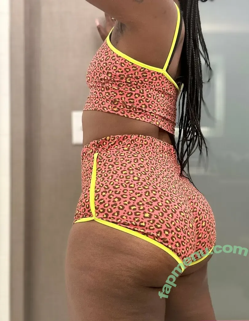 juiicybuns nude photo #0017 (juiicybunns2)