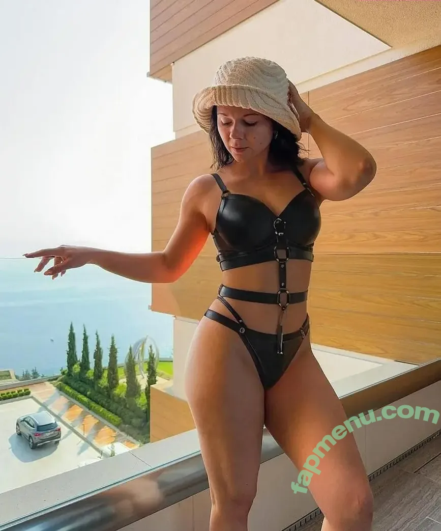 jujufitcats nude photo #0029 (jujufitcats)