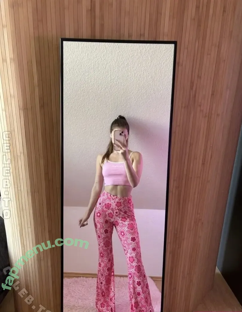 julabe nude photo #0050 (Julabe__)