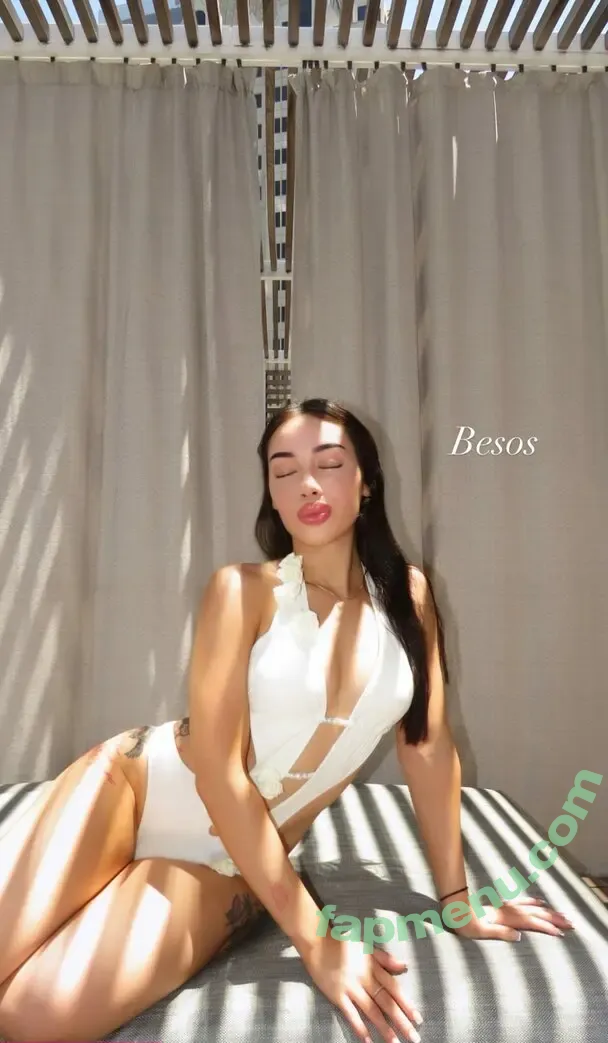 julbellaa nude photo #0001 (julbellaa)