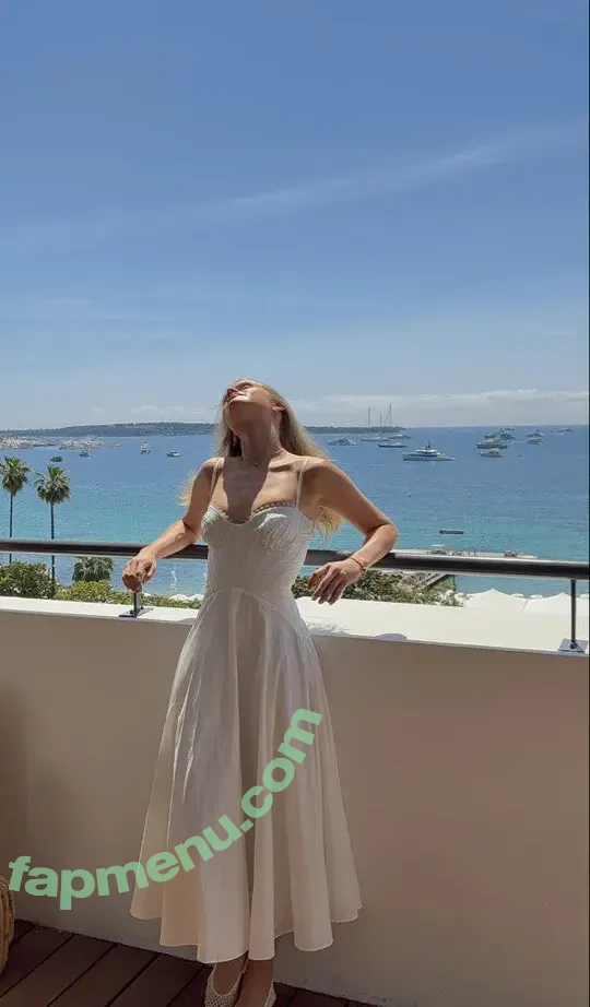 Jule Jensen nude photo #0027 (julejensen)