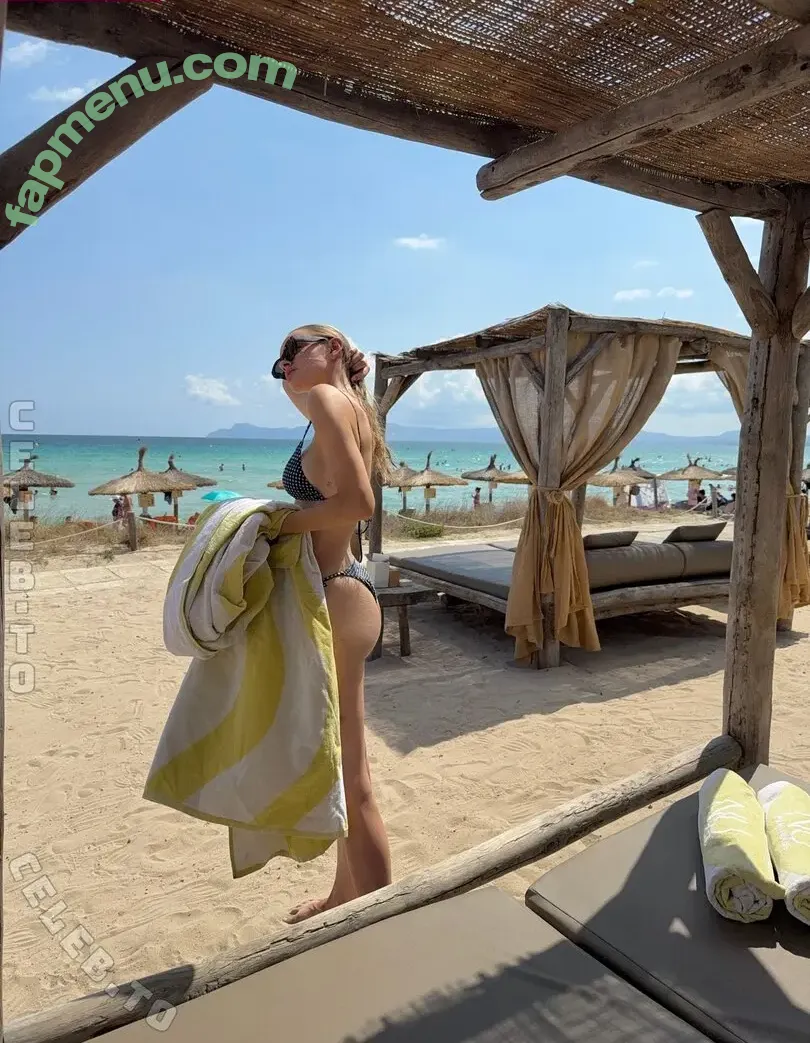 Julemariep nude photo #0098 (portfolio)