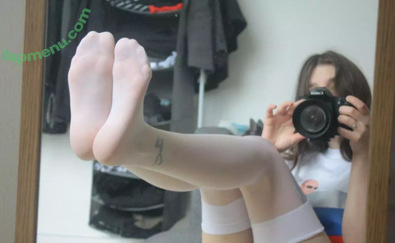 Jules Feet nude photo #0142 (jules_hampton / julesfeet / julesfeetj / julesvon228 / Лапки Джулс)