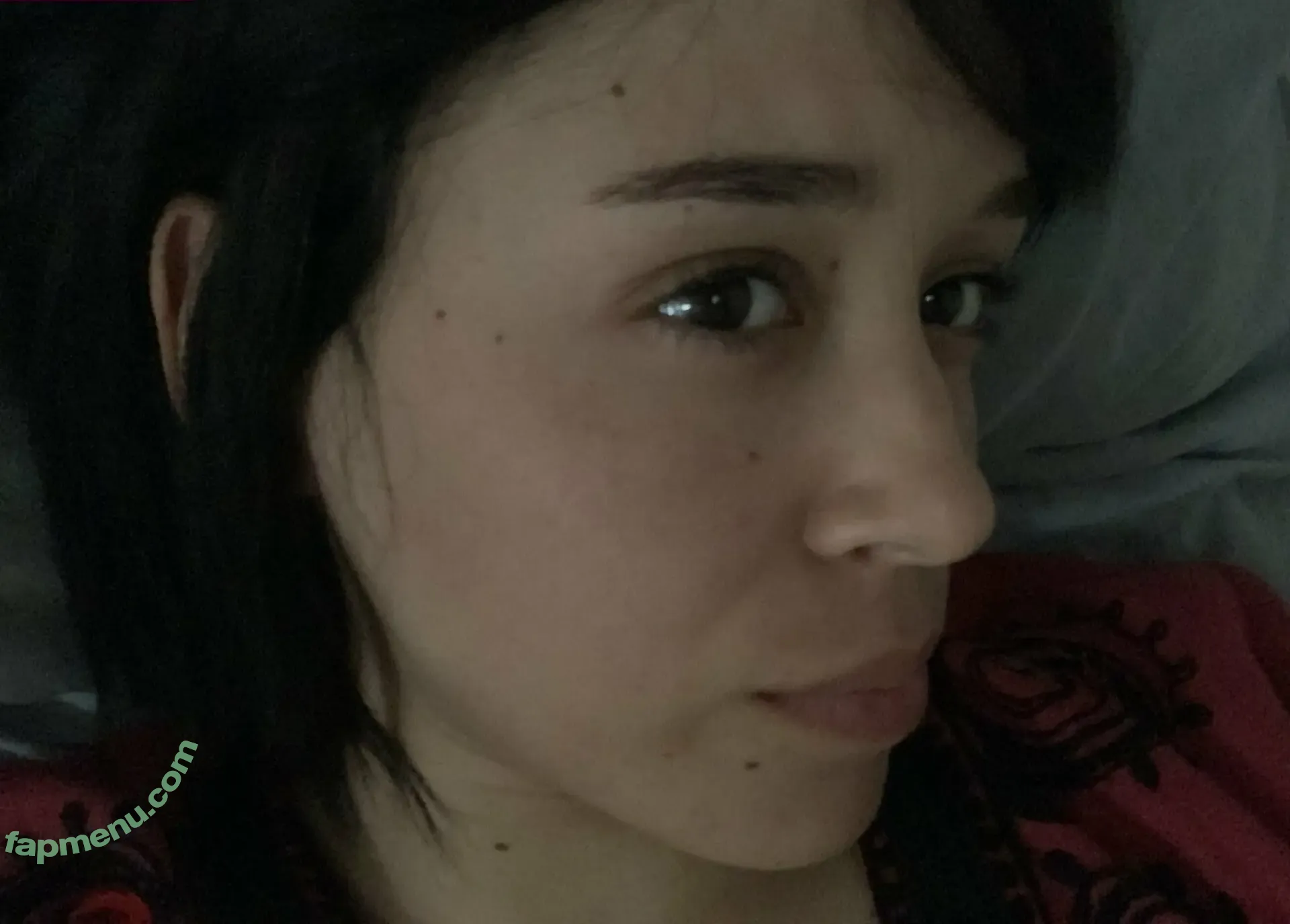 jules92866 nude photo #0001 (julesari)