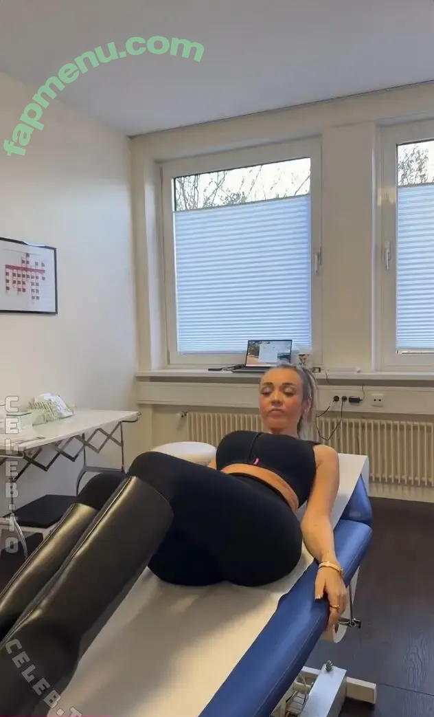 Julesboringlife nude photo #0725 (julesboringlife2488)