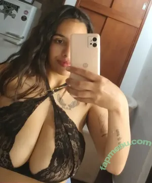 Juli Jerez / jassonjerez / julietajerezok nude photo #0011