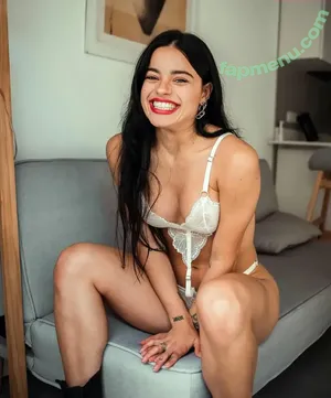 Juli Savioli / julisavioli nude photo #0085