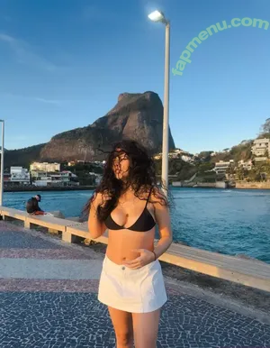 Julia Alvarenga / julinhafuracaoo / kjuliak nude photo #0116