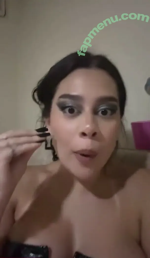 Julia Alvarenga nude photo #0031 (julinhafuracaoo / kjuliak)