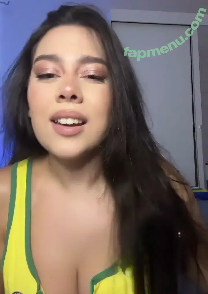 Julia Alvarenga nude photo #0063 (julinhafuracaoo / kjuliak)