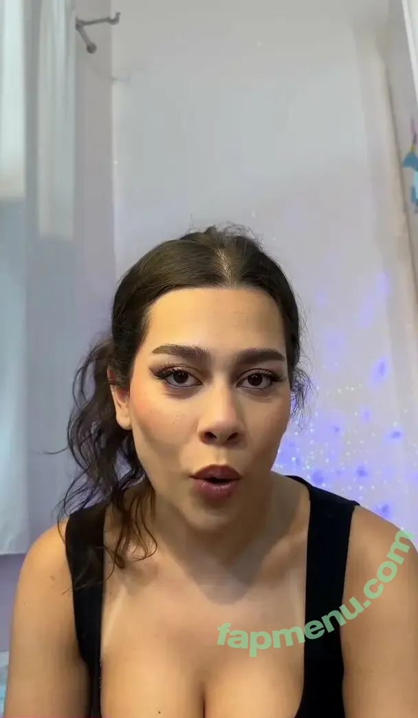 Julia Alvarenga nude photo #0105 (julinhafuracaoo / kjuliak)