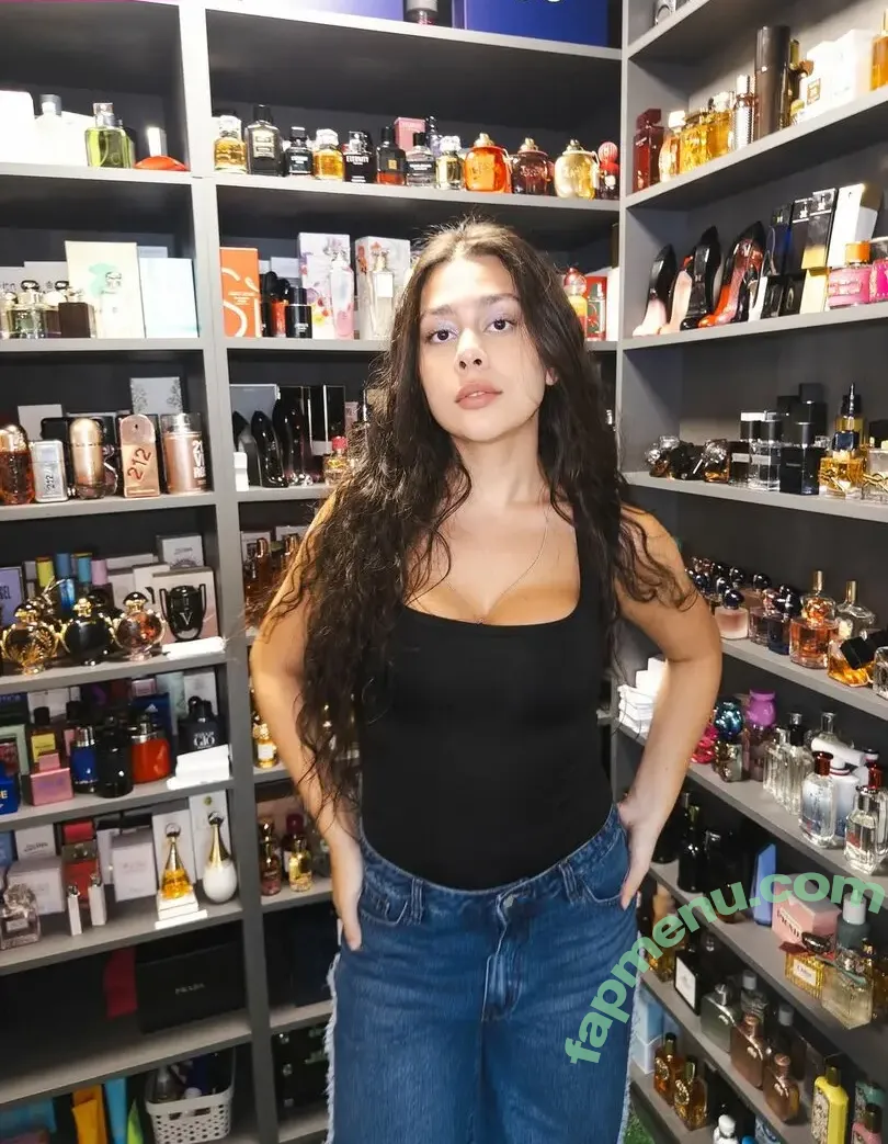 Julia Alvarenga nude photo #0115 (julinhafuracaoo / kjuliak)