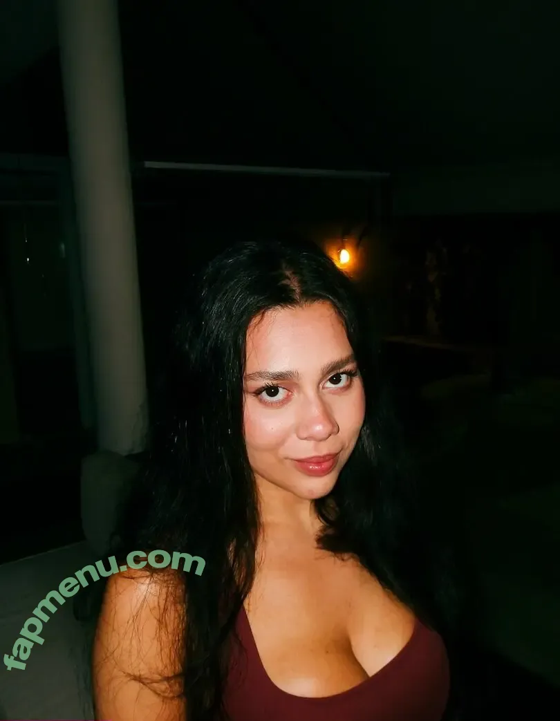 Julia Alvarenga nude photo #0124 (julinhafuracaoo / kjuliak)