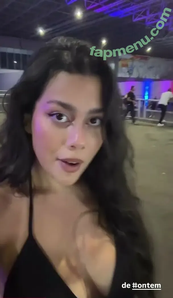 Julia Alvarenga nude photo #0144 (julinhafuracaoo / kjuliak)